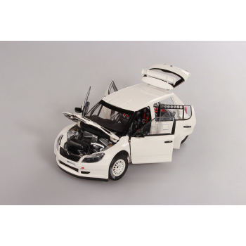 Škoda Fabia II FL S2000 (2010) Biała - Koła szutrowe (Bílá - Šotolinová Kola) 1:18 - ABREX